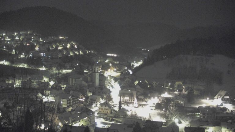 Dieses Bild zeigt eine Webcam-Aufnahme von Ottenhöfen, aufgenommen am Dienstag, den 06.01.2026 um 23:30 Uhr