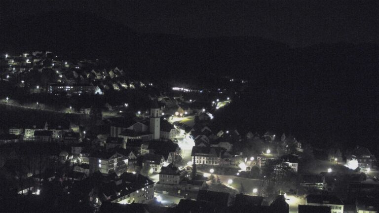 Dieses Bild zeigt eine Webcam-Aufnahme von Ottenhöfen, aufgenommen am Freitag, den 17.04.2026 um 00:30 Uhr