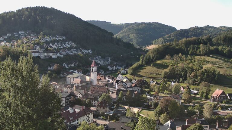 Dieses Bild zeigt eine Webcam-Aufnahme von Ottenhöfen, aufgenommen am Samstag, den 12.09.2026 um 09:10 Uhr