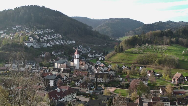 Dieses Bild zeigt eine Webcam-Aufnahme von Ottenhöfen, aufgenommen am Samstag, den 11.04.2026 um 08:30 Uhr