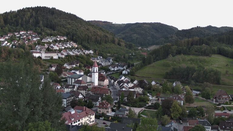 Dieses Bild zeigt eine Webcam-Aufnahme von Ottenhöfen, aufgenommen am Montag, den 21.09.2026 um 19:20 Uhr