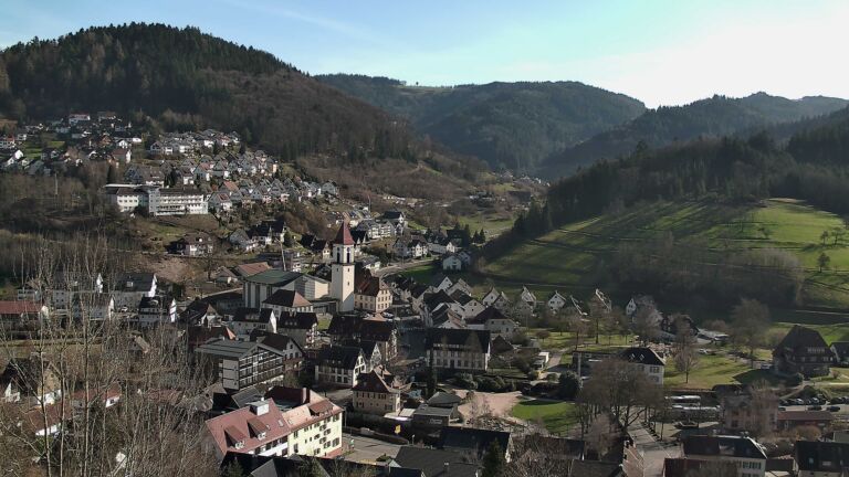 Dieses Bild zeigt eine Webcam-Aufnahme von Ottenhöfen, aufgenommen am Donnerstag, den 26.02.2026 um 15:10 Uhr