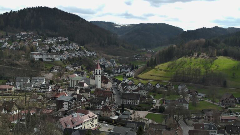 Dieses Bild zeigt eine Webcam-Aufnahme von Ottenhöfen, aufgenommen am Freitag, den 03.04.2026 um 14:40 Uhr