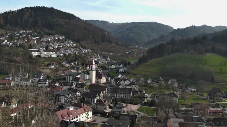 Dieses Bild zeigt eine Webcam-Aufnahme von Ottenhöfen, aufgenommen am Dienstag, den 24.03.2026 um 16:10 Uhr