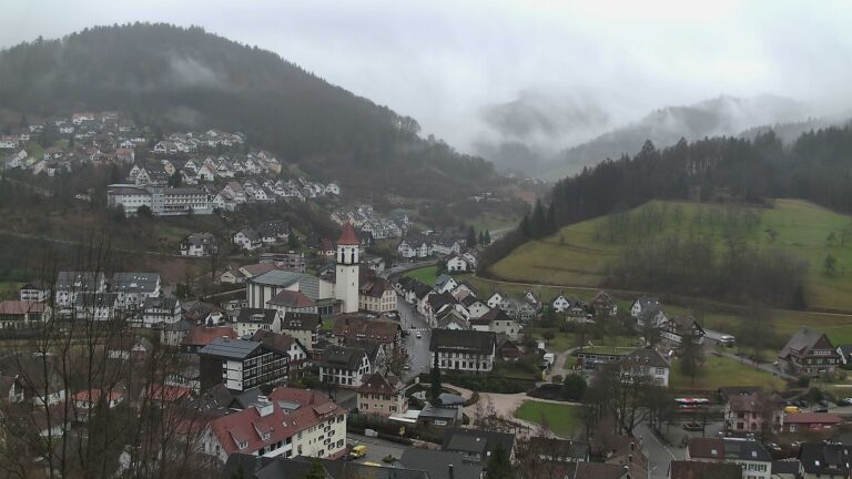 Dieses Bild zeigt eine Webcam-Aufnahme von Ottenhöfen, aufgenommen am Dienstag, den 24.02.2026 um 13:50 Uhr