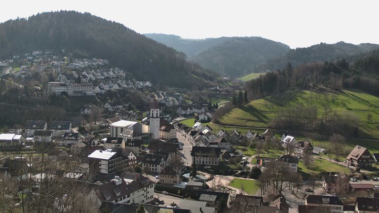 Dieses Bild zeigt eine Webcam-Aufnahme von Ottenhöfen, aufgenommen am Mittwoch, den 18.03.2026 um 10:10 Uhr