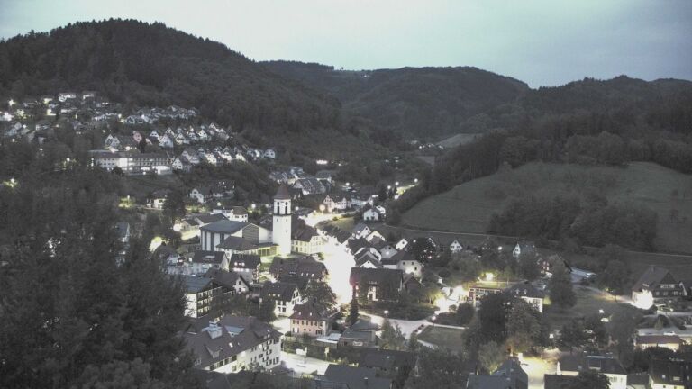 Dieses Bild zeigt eine Webcam-Aufnahme von Ottenhöfen, aufgenommen am Donnerstag, den 01.10.2026 um 06:50 Uhr