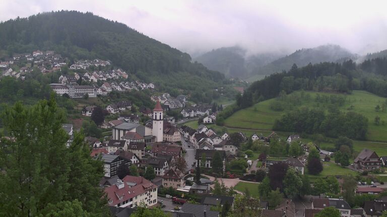 Dieses Bild zeigt eine Webcam-Aufnahme von Ottenhöfen, aufgenommen am Donnerstag, den 07.05.2026 um 08:20 Uhr