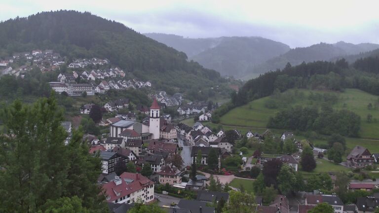 Dieses Bild zeigt eine Webcam-Aufnahme von Ottenhöfen, aufgenommen am Mittwoch, den 13.05.2026 um 20:30 Uhr