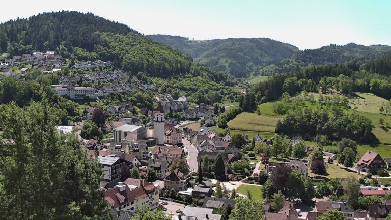 Dieses Bild zeigt eine Webcam-Aufnahme von Ottenhöfen, aufgenommen am Freitag, den 22.05.2026 um 11:50 Uhr
