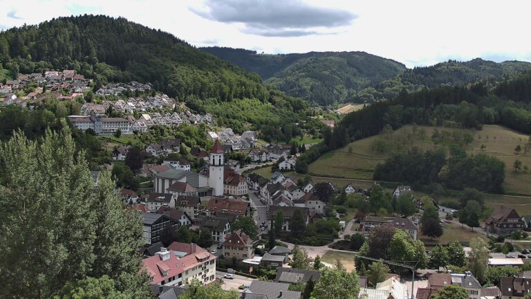 Dieses Bild zeigt eine Webcam-Aufnahme von Ottenhöfen, aufgenommen am Dienstag, den 21.07.2026 um 14:30 Uhr
