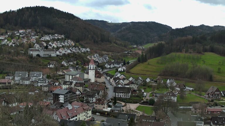 Dieses Bild zeigt eine Webcam-Aufnahme von Ottenhöfen, aufgenommen am Mittwoch, den 25.03.2026 um 14:30 Uhr