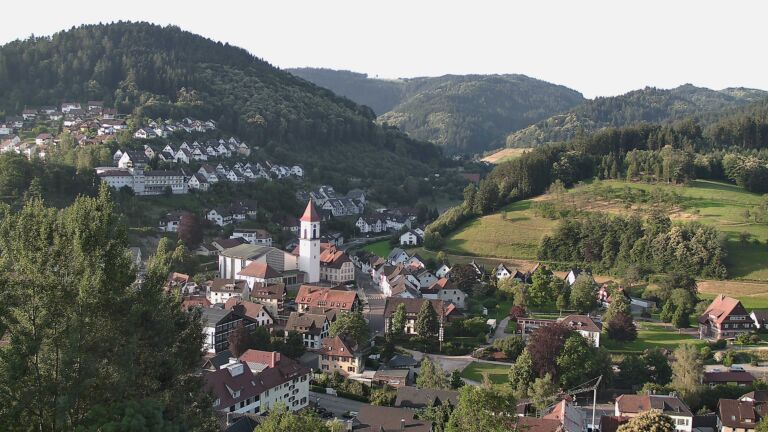Dieses Bild zeigt eine Webcam-Aufnahme von Ottenhöfen, aufgenommen am Dienstag, den 23.06.2026 um 07:00 Uhr