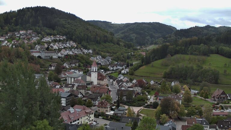 Dieses Bild zeigt eine Webcam-Aufnahme von Ottenhöfen, aufgenommen am Freitag, den 23.10.2026 um 16:30 Uhr