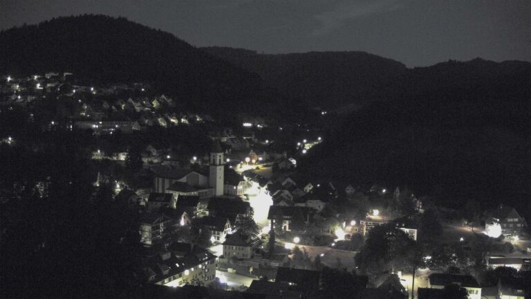 Dieses Bild zeigt eine Webcam-Aufnahme von Ottenhöfen, aufgenommen am Sonntag, den 02.08.2026 um 03:30 Uhr