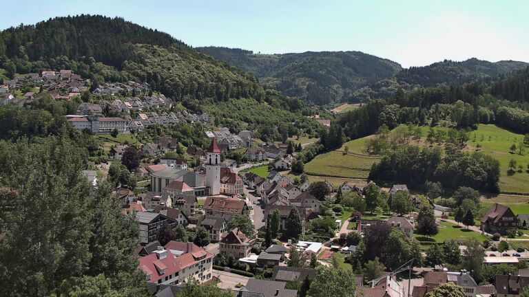 Dieses Bild zeigt eine Webcam-Aufnahme von Ottenhöfen, aufgenommen am Samstag, den 20.06.2026 um 14:20 Uhr