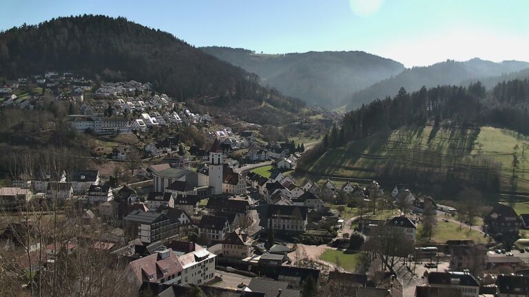 Dieses Bild zeigt eine Webcam-Aufnahme von Ottenhöfen, aufgenommen am Mittwoch, den 25.02.2026 um 13:10 Uhr