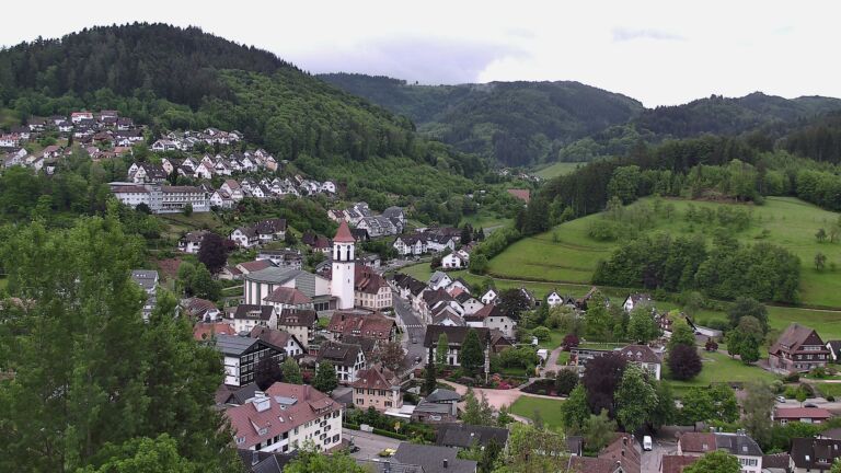 Dieses Bild zeigt eine Webcam-Aufnahme von Ottenhöfen, aufgenommen am Montag, den 11.05.2026 um 07:20 Uhr