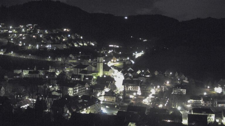 Dieses Bild zeigt eine Webcam-Aufnahme von Ottenhöfen, aufgenommen am Freitag, den 12.12.2025 um 06:20 Uhr