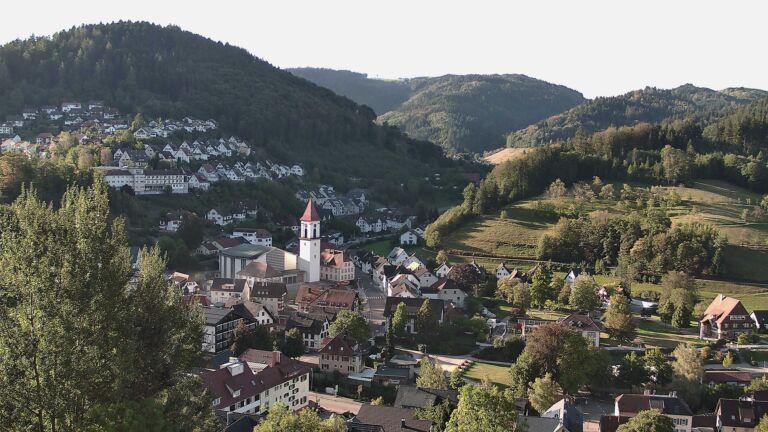 Dieses Bild zeigt eine Webcam-Aufnahme von Ottenhöfen, aufgenommen am Samstag, den 12.09.2026 um 08:40 Uhr