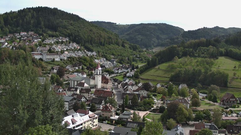 Dieses Bild zeigt eine Webcam-Aufnahme von Ottenhöfen, aufgenommen am Sonntag, den 20.09.2026 um 14:50 Uhr