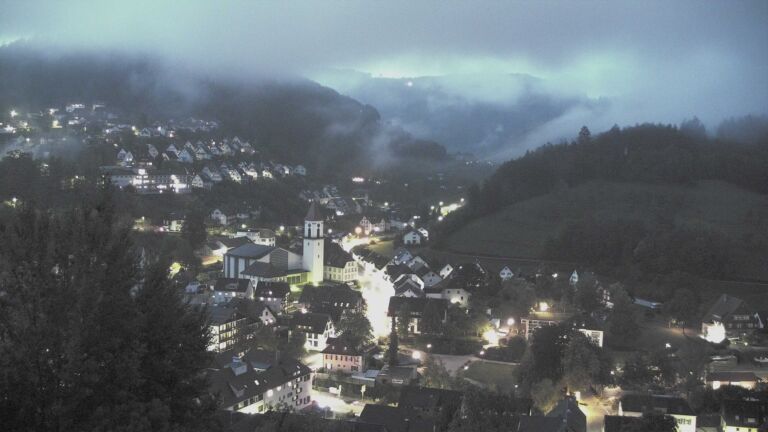 Dieses Bild zeigt eine Webcam-Aufnahme von Ottenhöfen, aufgenommen am Freitag, den 02.10.2026 um 06:50 Uhr