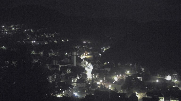 Dieses Bild zeigt eine Webcam-Aufnahme von Ottenhöfen, aufgenommen am Donnerstag, den 21.05.2026 um 04:00 Uhr
