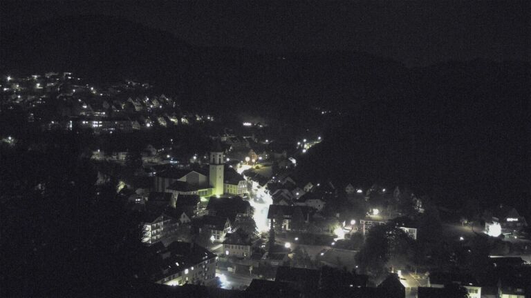 Dieses Bild zeigt eine Webcam-Aufnahme von Ottenhöfen, aufgenommen am Sonntag, den 04.10.2026 um 22:30 Uhr