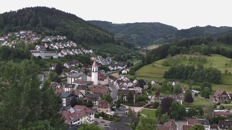 Dieses Bild zeigt eine Webcam-Aufnahme von Ottenhöfen, aufgenommen am Dienstag, den 02.06.2026 um 06:50 Uhr