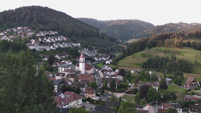 Dieses Bild zeigt eine Webcam-Aufnahme von Ottenhöfen, aufgenommen am Donnerstag, den 02.07.2026 um 06:20 Uhr