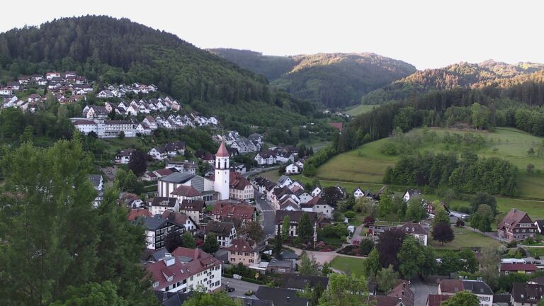 Dieses Bild zeigt eine Webcam-Aufnahme von Ottenhöfen, aufgenommen am Freitag, den 22.05.2026 um 06:30 Uhr