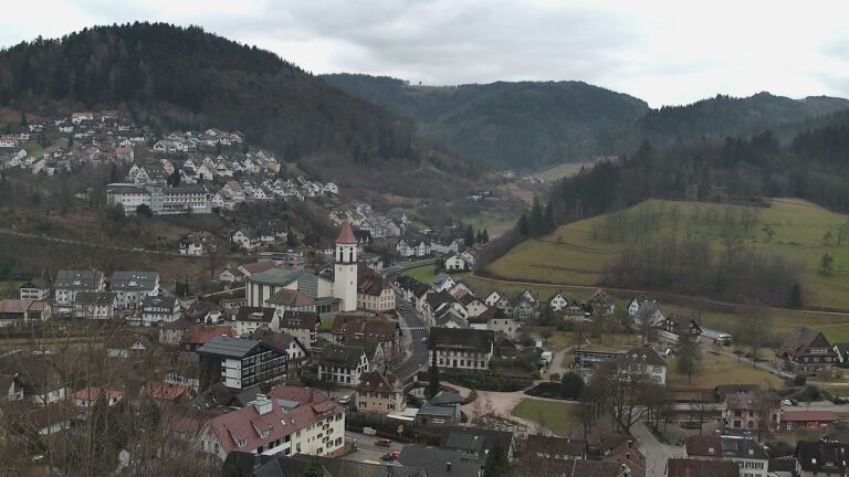 Dieses Bild zeigt eine Webcam-Aufnahme von Ottenhöfen, aufgenommen am Montag, den 09.02.2026 um 12:50 Uhr