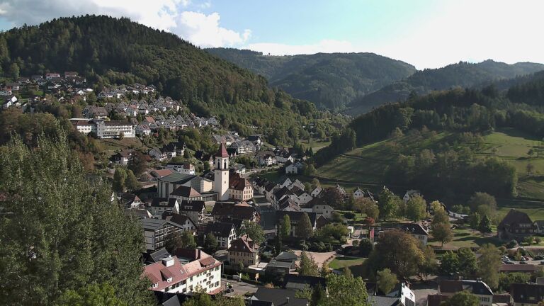 Dieses Bild zeigt eine Webcam-Aufnahme von Ottenhöfen, aufgenommen am Dienstag, den 06.10.2026 um 15:50 Uhr