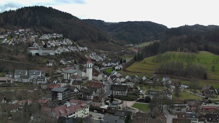 Dieses Bild zeigt eine Webcam-Aufnahme von Ottenhöfen, aufgenommen am Montag, den 23.02.2026 um 14:30 Uhr