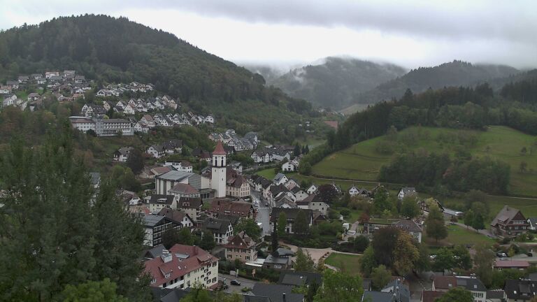 Dieses Bild zeigt eine Webcam-Aufnahme von Ottenhöfen, aufgenommen am Donnerstag, den 08.10.2026 um 09:10 Uhr