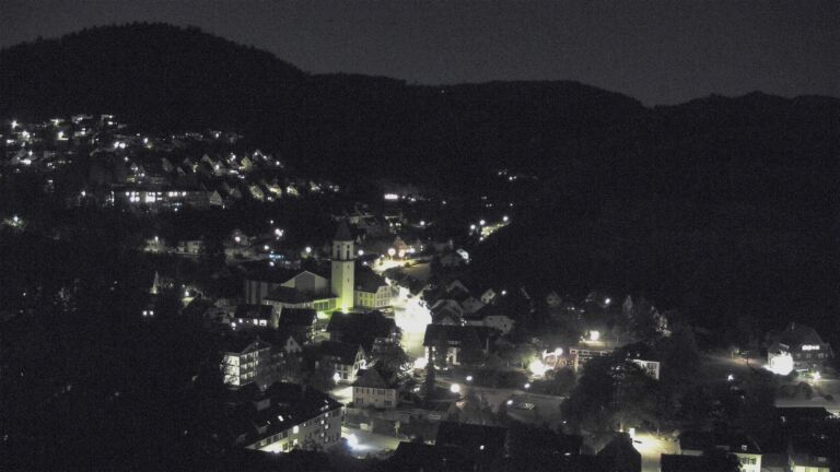 Dieses Bild zeigt eine Webcam-Aufnahme von Ottenhöfen, aufgenommen am Sonntag, den 30.08.2026 um 22:00 Uhr
