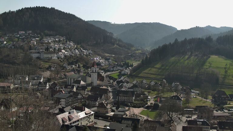 Dieses Bild zeigt eine Webcam-Aufnahme von Ottenhöfen, aufgenommen am Donnerstag, den 05.03.2026 um 13:40 Uhr