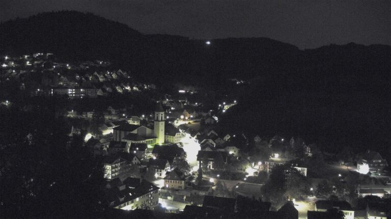 Dieses Bild zeigt eine Webcam-Aufnahme von Ottenhöfen, aufgenommen am Donnerstag, den 01.10.2026 um 05:50 Uhr