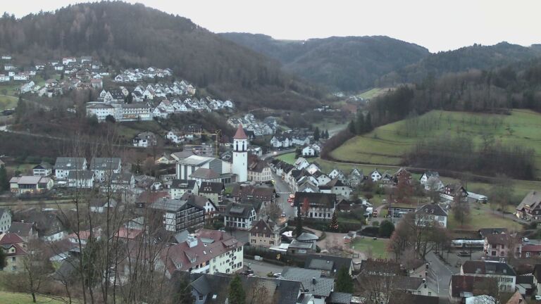 Dieses Bild zeigt eine Webcam-Aufnahme von Ottenhöfen, aufgenommen am Mittwoch, den 17.12.2025 um 08:00 Uhr