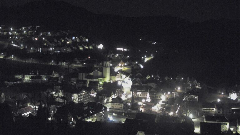 Dieses Bild zeigt eine Webcam-Aufnahme von Ottenhöfen, aufgenommen am Montag, den 15.12.2025 um 05:00 Uhr