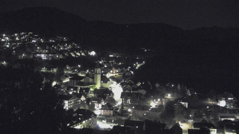Dieses Bild zeigt eine Webcam-Aufnahme von Ottenhöfen, aufgenommen am Freitag, den 02.10.2026 um 20:30 Uhr