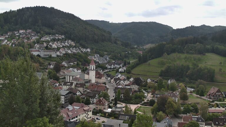 Dieses Bild zeigt eine Webcam-Aufnahme von Ottenhöfen, aufgenommen am Donnerstag, den 24.09.2026 um 12:30 Uhr