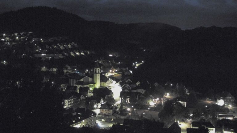 Dieses Bild zeigt eine Webcam-Aufnahme von Ottenhöfen, aufgenommen am Samstag, den 22.08.2026 um 05:30 Uhr