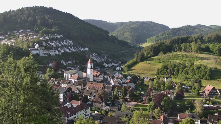 Dieses Bild zeigt eine Webcam-Aufnahme von Ottenhöfen, aufgenommen am Donnerstag, den 21.05.2026 um 07:20 Uhr