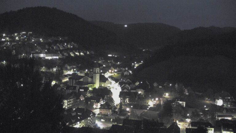 Dieses Bild zeigt eine Webcam-Aufnahme von Ottenhöfen, aufgenommen am Samstag, den 17.10.2026 um 07:10 Uhr