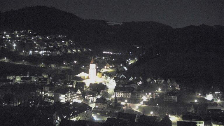 Dieses Bild zeigt eine Webcam-Aufnahme von Ottenhöfen, aufgenommen am Freitag, den 27.03.2026 um 22:00 Uhr