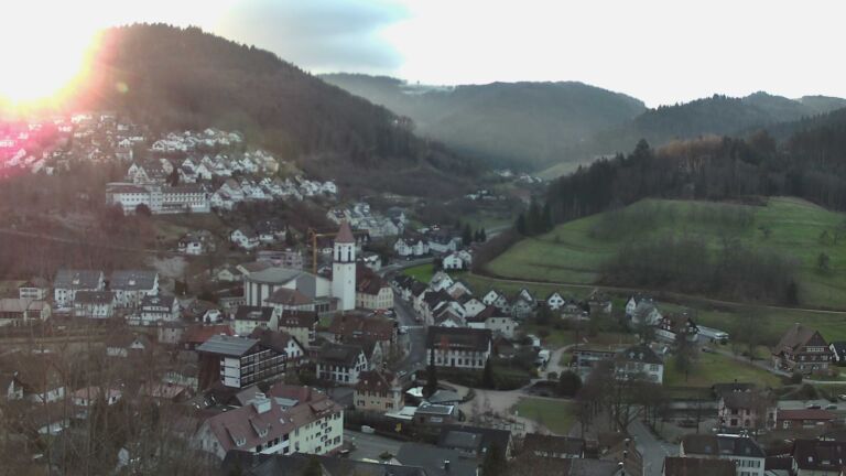 Dieses Bild zeigt eine Webcam-Aufnahme von Ottenhöfen, aufgenommen am Donnerstag, den 25.12.2025 um 09:20 Uhr