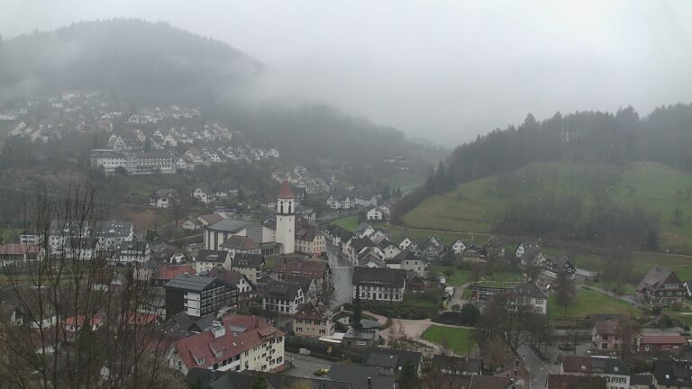 Dieses Bild zeigt eine Webcam-Aufnahme von Ottenhöfen, aufgenommen am Samstag, den 28.03.2026 um 16:00 Uhr