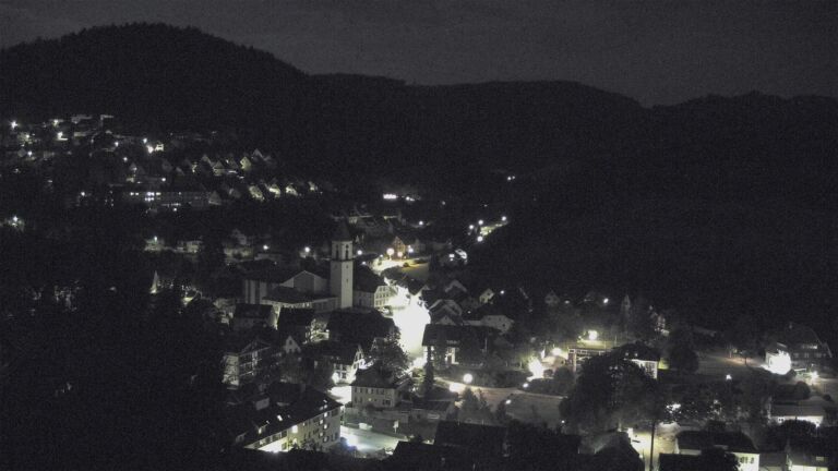 Dieses Bild zeigt eine Webcam-Aufnahme von Ottenhöfen, aufgenommen am Dienstag, den 04.08.2026 um 01:30 Uhr