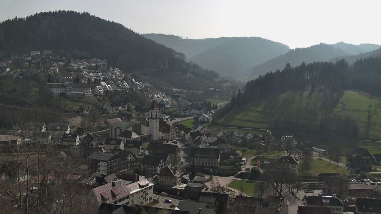 Dieses Bild zeigt eine Webcam-Aufnahme von Ottenhöfen, aufgenommen am Samstag, den 07.03.2026 um 13:20 Uhr